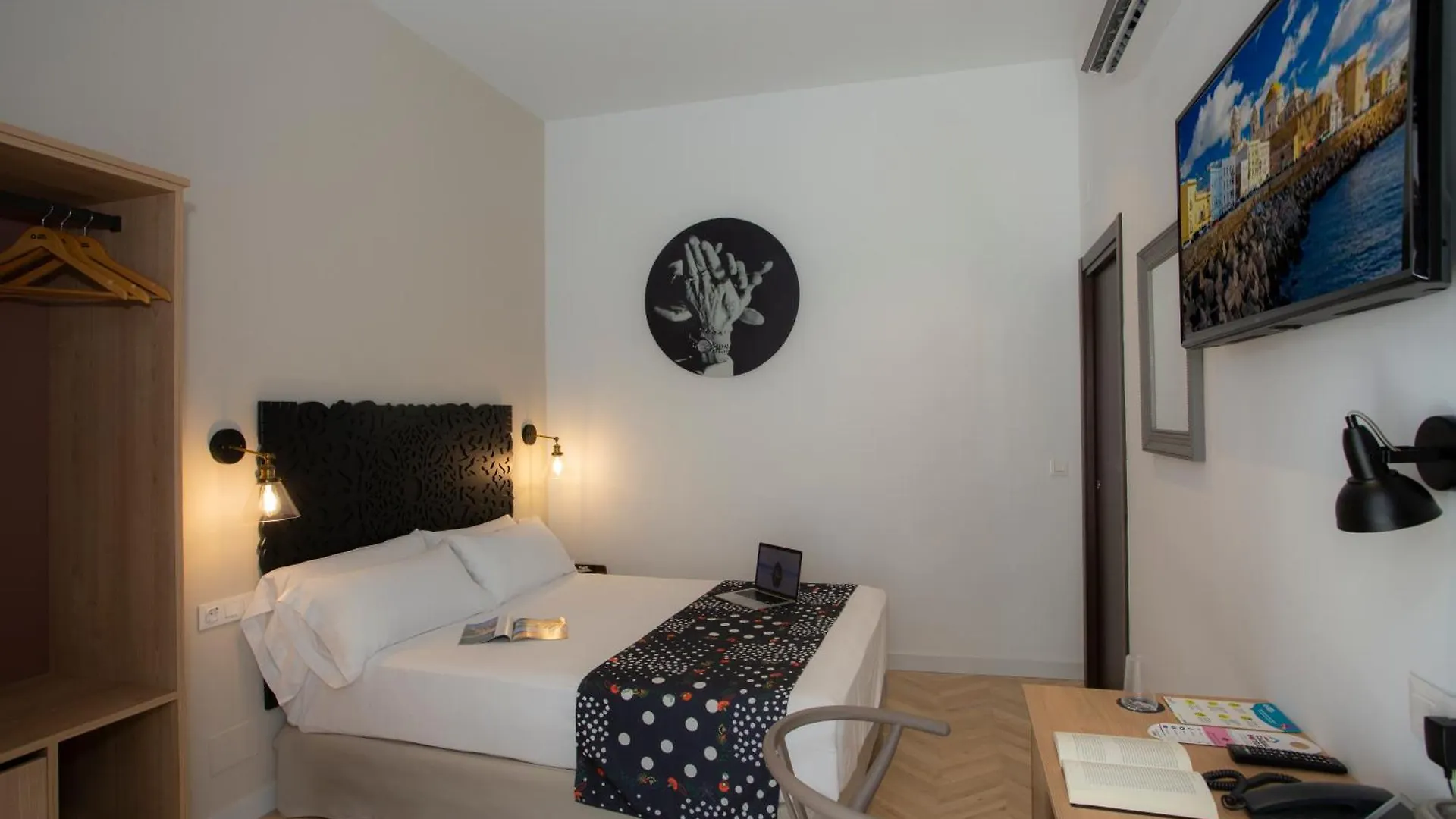 Casual Con Duende Cadiz Hotel